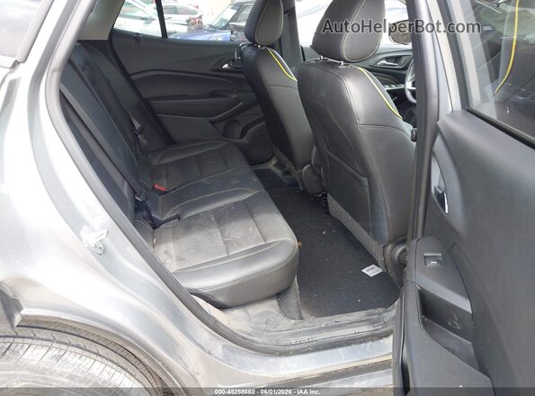 KL77LKE26RC217511 2024 CHEVROLET TRAX Silver VIN კოდის სტიკერის ხედი