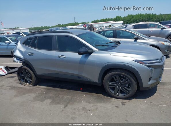 KL77LKE29RC173603 2024 CHEVROLET TRAX Gray Вид задньої частини салону
