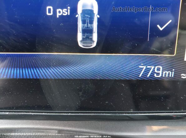 KL77LKEP0TC104513 2026 CHEVROLET TRAX Cream 
