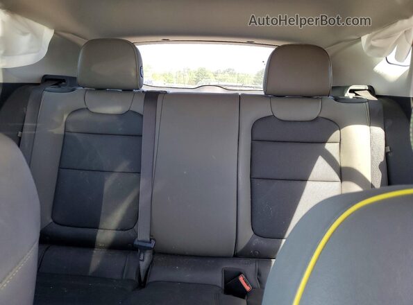 KL77LKEP1SC170342 2025 CHEVROLET TRAX Green Rear seats view