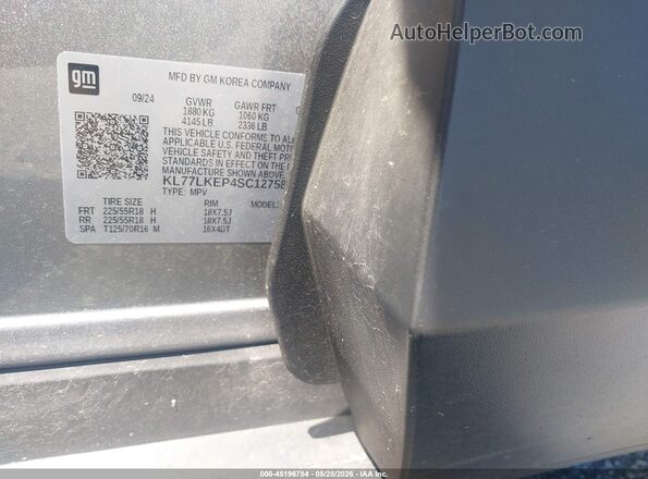 KL77LKEP4SC127582 2025 CHEVROLET TRAX Silver Vista del compartimento del motor