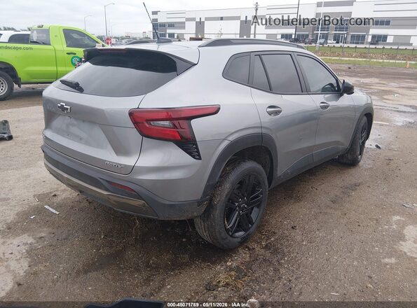 KL77LKEP4SC331203 2025 CHEVROLET TRAX Gray Trasero derecho