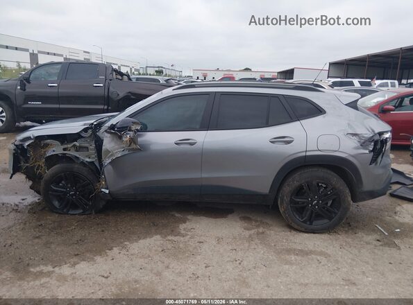 KL77LKEP4SC331203 2025 CHEVROLET TRAX Gray Vista interior trasera