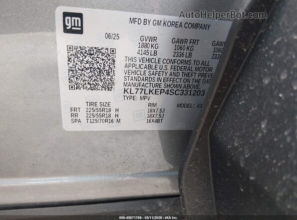 KL77LKEP4SC331203 2025 CHEVROLET TRAX Gray Vista del compartimento del motor