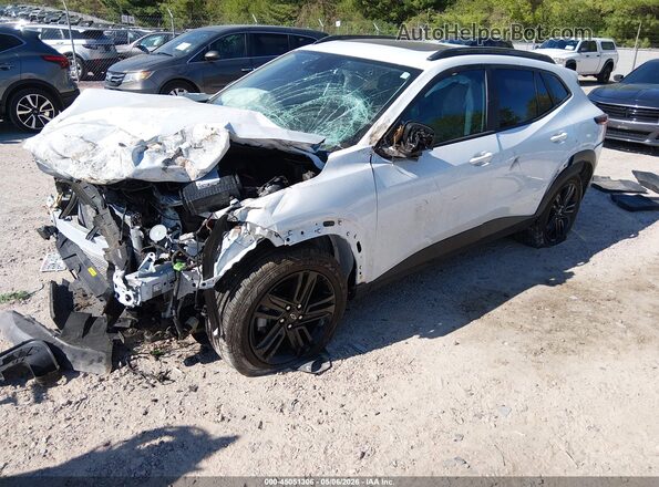 KL77LKEP5SC105266 2025 CHEVROLET TRAX Белый Передняя левая четверть