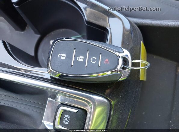 KL77LKEP5SC215878 2025 CHEVROLET TRAX White წინა პანელის ხედი