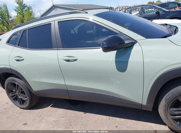 KL77LKEP8SC074207 2025 CHEVROLET TRAX Green 