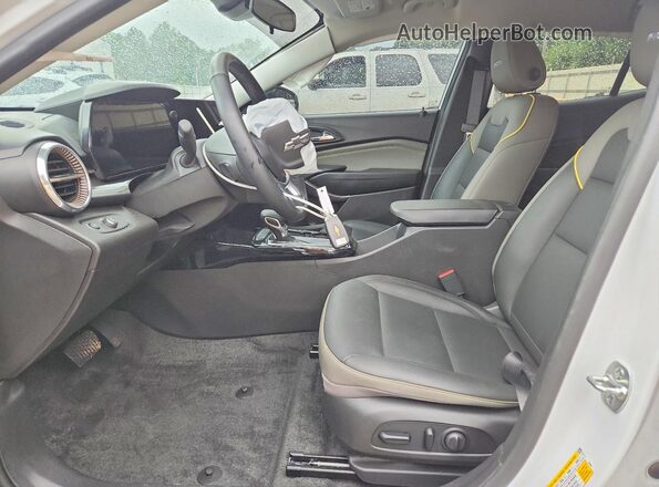 KL77LKEPXSC145746 2025 CHEVROLET TRAX White 