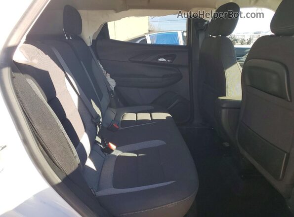 KL79MMS29RB034454 2024 CHEVROLET TRAILBLAZER Белый Вид задней части салона