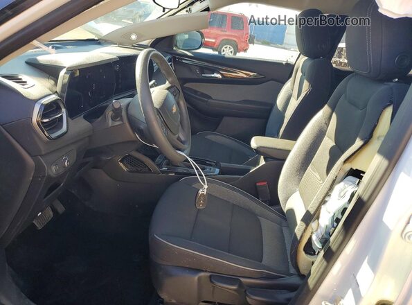 KL79MMS29RB034454 2024 CHEVROLET TRAILBLAZER Белый Вид салона спереди