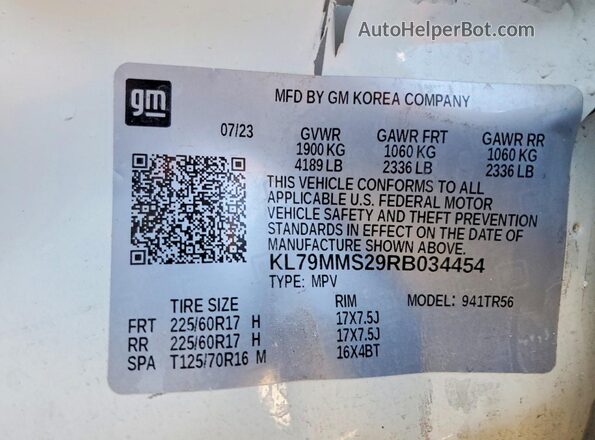 KL79MMS29RB034454 2024 CHEVROLET TRAILBLAZER Белый Вид наклейки с VIN-кодом