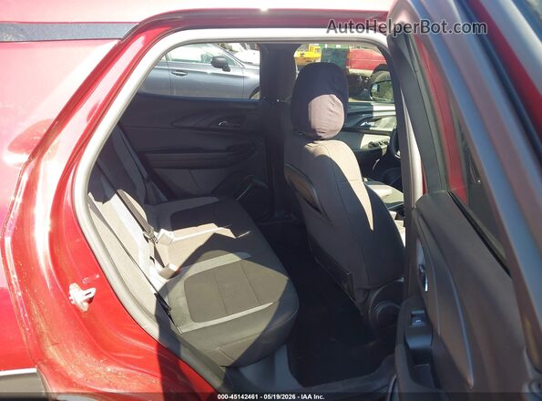 KL79MPS22PB024377 2023 CHEVROLET TRAILBLAZER Burgundy VIN կոդի պիտակի տեսք