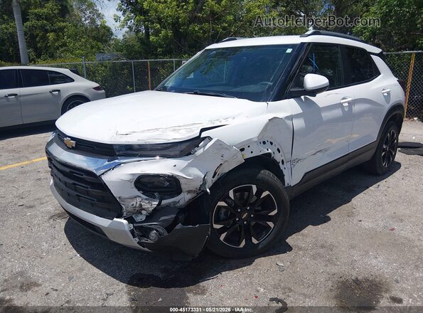 KL79MPS26PB041330 2023 CHEVROLET TRAILBLAZER White Vista tres cuartos delantera izquierda