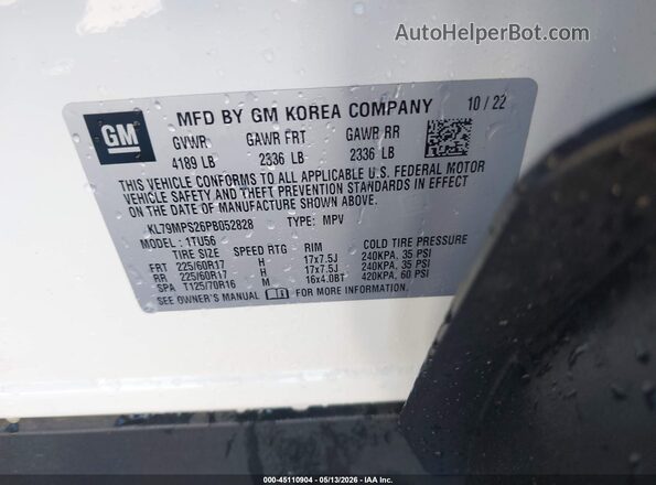 KL79MPS26PB052828 2023 CHEVROLET TRAILBLAZER White Engine compartment view