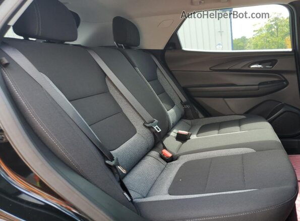 KL79MPSL5TB012498 2026 CHEVROLET TRAILBLAZER Black Rear interior view