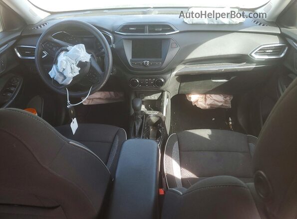 KL79MPSL9PB023512 2023 CHEVROLET TRAILBLAZER Silver 
