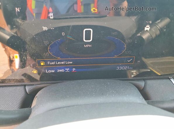 KL79MSSL8RB055504 2024 CHEVROLET TRAILBLAZER Orange ხელსაწყოთა პანელის ხედი