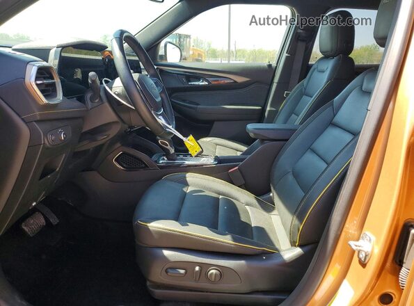 KL79MSSL8RB055504 2024 CHEVROLET TRAILBLAZER Orange წინა სალონის ხედი