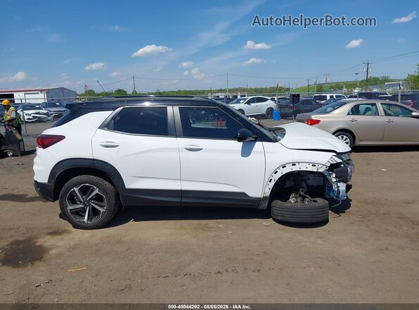 KL79MTSL8NB075221 2022 CHEVROLET TRAILBLAZER White Vista interior trasera