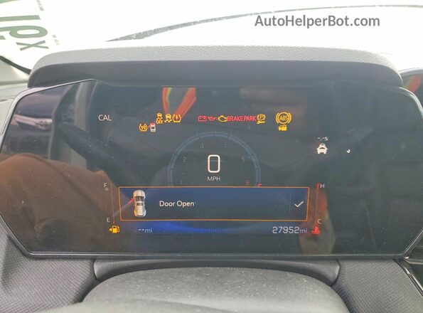 KL79MUSL0RB092591 2024 CHEVROLET TRAILBLAZER Зеленый Вид щитка приборов