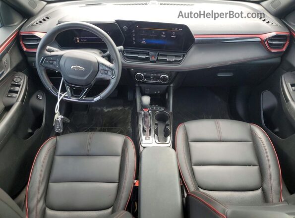 KL79MUSL0RB092591 2024 CHEVROLET TRAILBLAZER Зеленый Вид панели приборов