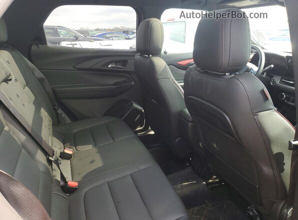 KL79MUSL0RB092591 2024 CHEVROLET TRAILBLAZER Зеленый Вид задних сидений