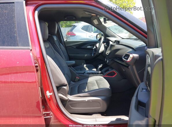 KL79MUSL3NB052693 2022 CHEVROLET TRAILBLAZER Темно-бордовый Вид салона спереди