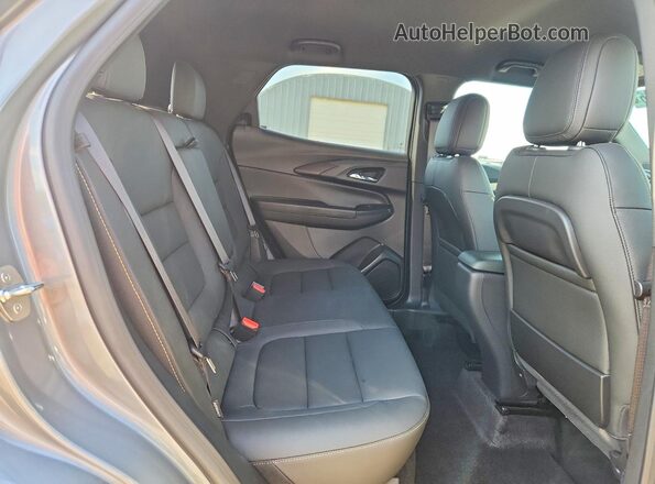 KL79MVSL4RB041696 2024 CHEVROLET TRAILBLAZER Silver 