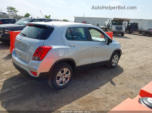 KL7CJKSB0JB544232 2018 CHEVROLET TRAX Silver Trasero derecho