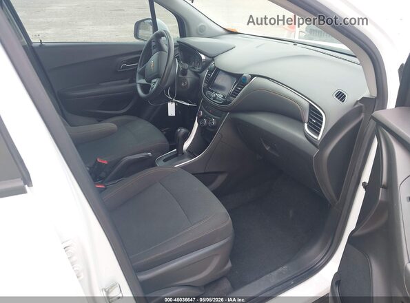 KL7CJKSB6MB304073 2021 CHEVROLET TRAX White წინა სალონის ხედი