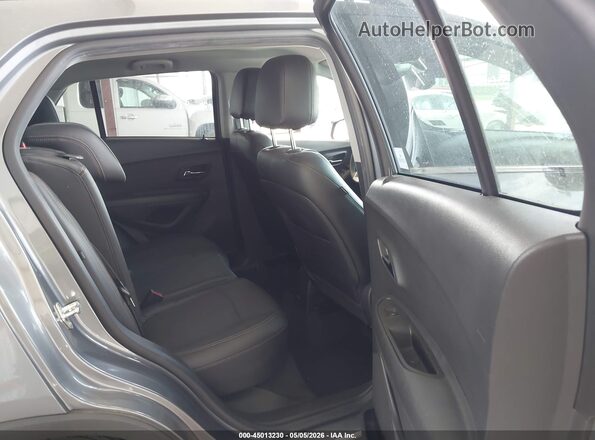 KL7CJLSB0KB920497 2019 CHEVROLET TRAX Gray Widok naklejki z numerem VIN