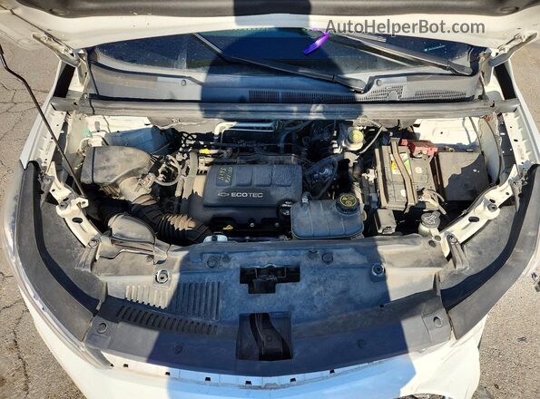 KL7CJLSB2JB545596 2018 CHEVROLET TRAX White 