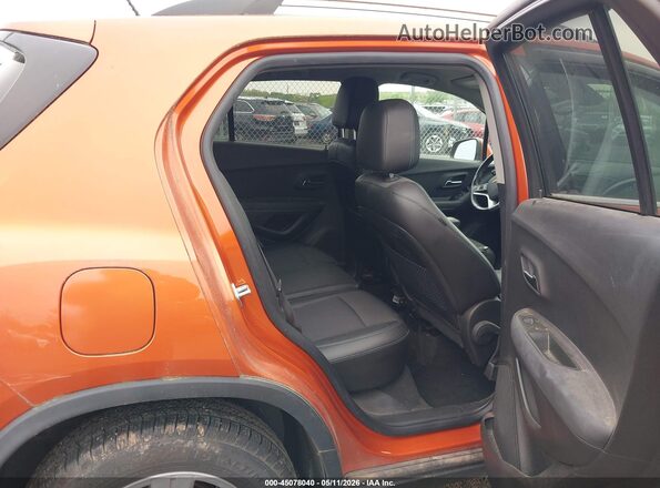 KL7CJLSB3GB658997 2016 CHEVROLET TRAX Orange 