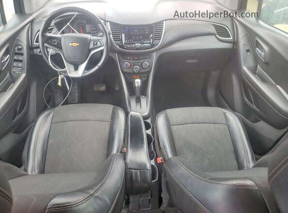 KL7CJLSB3LB064467 2020 CHEVROLET TRAX Черный Вид панели приборов