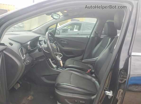 KL7CJLSB3LB064467 2020 CHEVROLET TRAX Черный Вид салона спереди
