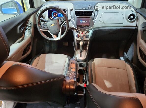 KL7CJLSB4GB758378 2016 CHEVROLET TRAX Blue Вид панелі приладів