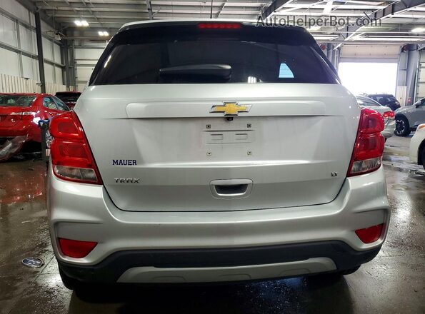 KL7CJLSB4JB562559 2018 CHEVROLET TRAX Silver 