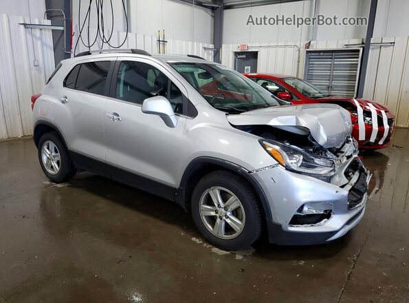 KL7CJLSB4JB562559 2018 CHEVROLET TRAX Silver 