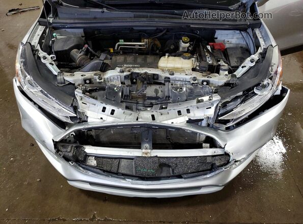 KL7CJLSB4JB562559 2018 CHEVROLET TRAX Silver 