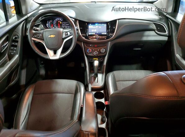 KL7CJLSB4JB562559 2018 CHEVROLET TRAX Silver 