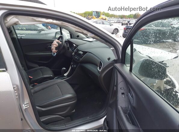 KL7CJLSB4KB845223 2019 CHEVROLET TRAX Silver წინა სალონის ხედი