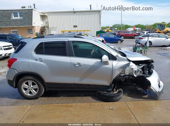 KL7CJLSB4KB845223 2019 CHEVROLET TRAX Silver სალონის 360-გრადუსიანი ხედი
