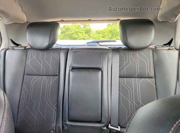 KL7CJLSB4LB038444 2020 CHEVROLET TRAX Серебряный Вид задних сидений