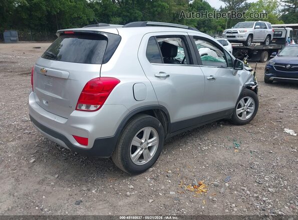 KL7CJLSB6JB651985 2018 CHEVROLET TRAX Silver უკანა მარჯვენა