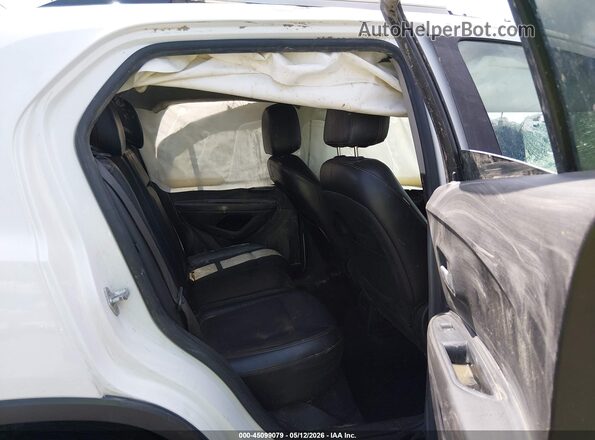 KL7CJLSB6KB738156 2019 CHEVROLET TRAX White VIN sticker view