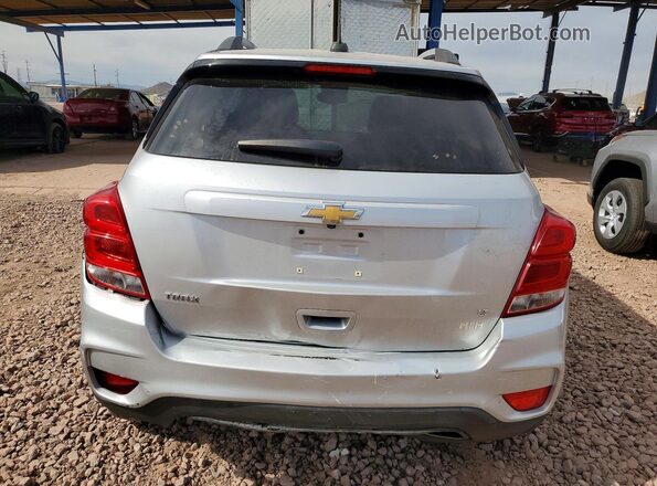 KL7CJLSB6KB960793 2019 CHEVROLET TRAX Silver Rear view