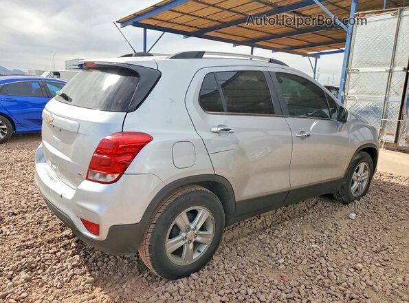 KL7CJLSB6KB960793 2019 CHEVROLET TRAX Silver Rear right