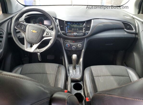KL7CJLSB6KB960793 2019 CHEVROLET TRAX Silver Dashboard view