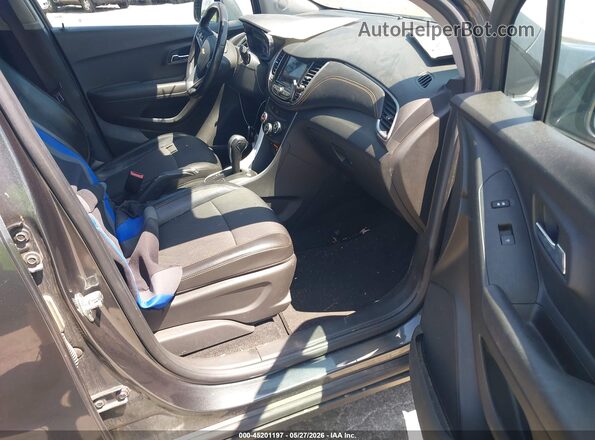 KL7CJLSB9JB716232 2018 CHEVROLET TRAX Gray Սալոնի դիմացի տեսք