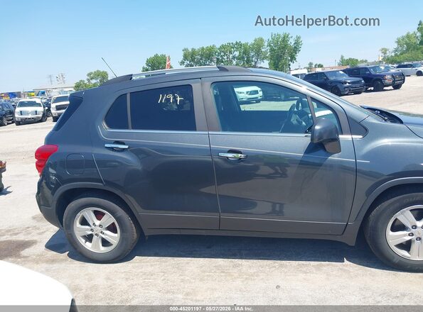 KL7CJLSB9JB716232 2018 CHEVROLET TRAX Gray Սալոնի հետևի տեսք